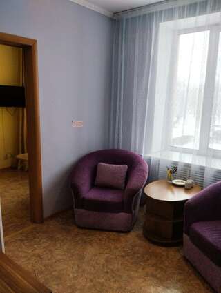 Гостиница Урал Орск Двухместный номер с 1 кроватью или 2 отдельными кроватями-2
